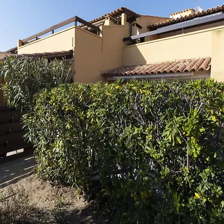 In Agde, Close To Sea Apartment *