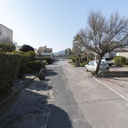 In Agde, Close To Sea Apartment Agde