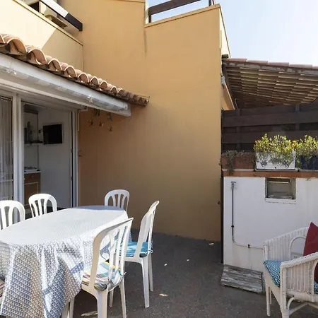 In Agde, Close To Sea Apartment Agde
