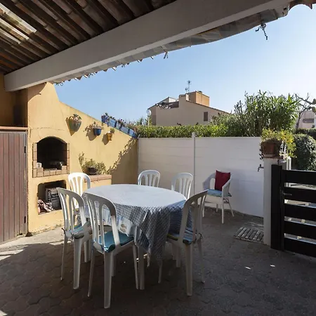 In Agde, Close To Sea Apartment